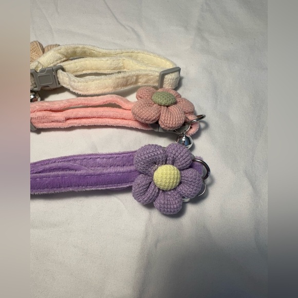 Plush Flower Cat Collars- 3 pck - Picture 4 of 5